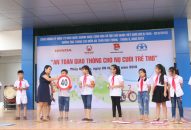 Đoàn Thanh niên thành phố tích cực tổ chức các hoạt động tham gia đảm bảo trật tự an toàn giao thông