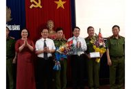 Khen thưởng Công an quận Hồng Bàng triệt phá thành công đường dây đánh bạc dưới hình thức cá độ bóng đá