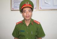 Người cảnh sát khu vực tận tụy với công việc