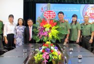 Đại tá Đào Quang Trường – Phó Giám đốc CATP chúc mừng ngày Nhà giáo Việt Nam