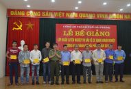 Bế giảng lớp huấn luyện nghiệp vụ bảo vệ CQDN