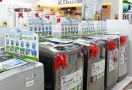 Hàng điện máy tiếp tục gặp khó