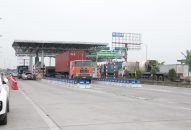 Hoạt động thu phí tại Trạm thu phí Tiên Cựu thuộc Dự án đầu tư cải tạo, nâng cấp QL.10 cơ bản ổn định, không xảy ra hiện tượng ùn tắc