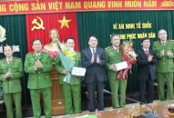 Lãnh đạo thành phố khen thưởng Phòng Cảnh sát Môi trường và Công an quận Hồng Bàng