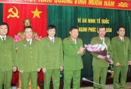 Lãnh đạo CATP khen thưởng Phòng Cảnh sát Kinh tế