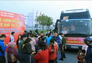 Hải Phòng: 4,5 tỷ đồng hỗ trợ tặng quà, đưa người lao động về quê đón Tết