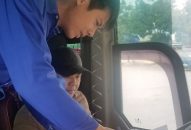 Thanh niên Hải Phòng – Những hành động đẹp: Tuyên truyền an toàn giao thông hành khách và người điều khiển phương tiện