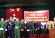 Phường Đông Hải 2 (quận Hải An): Tặng quà, phát quân tư trang tân binh nhập ngũ năm 2019