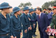 Chủ tịch UBND thành phố Nguyễn Văn Tùng dự lễ giao nhận quân tại huyện Vĩnh Bảo