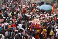 Mùa lễ hội làm nóng thị trường