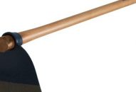 Phạt tù đối tượng dùng cuốc gây thương tích cho công an xã