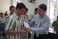 Phạm nhân lập công lớn, giúp truy bắt tội phạm được đề nghị đặc xá