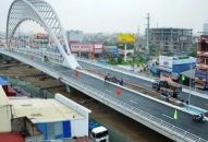 Một số loại xe được lưu thông qua cầu vượt đường Hồ Sen-Cầu Rào 2