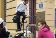 Bị nhóm người lạ "khủng bố", cán bộ Sở KH-ĐT Hải Phòng phải "nhốt mình" trong nhiệm sở