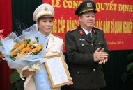 Công an thành phố công bố Quyết định của Bộ trưởng Bộ Công an nâng lương, thăng cấp bậc hàm sỹ quan nghiệp vụ CATP Hải Phòng