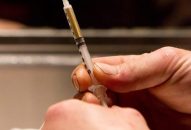 Thuê nhà nghỉ để “đập đá”