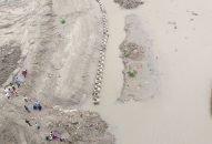 Cô gái nghi nhảy cầu tự tử gọi điện về nhà báo chưa chết