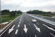 Giải ‘cơn khát’ vốn giao thông