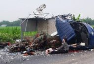 Xe tải tông trực diện vào nhau trên đường nối 2 cao tốc, tài xế tử vong thương tâm