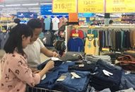 Doanh nghiệp “đau đầu” cân nhắc tăng giá