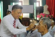 Vietravel Chi nhánh Hải Phòng Tài trợ 100 triệu đồng giúp người bệnh phẫu thuật mắt