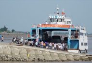 Hải Phòng: Bắt giữ 8 cán bộ của bến phà bán vé quay vòng ra đảo Cát Bà