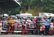 Hàng vạn người đổ về Cát Bà nghỉ lễ, phà Gót – Cái Viềng ùn tắc