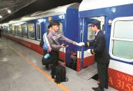 Nghỉ lễ 30/4 – 1/5: Đường sắt và hàng không làm thế nào để vượt qua sức ép?
