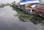 Người dân kêu cứu vì nước sông ô nhiễm nặng