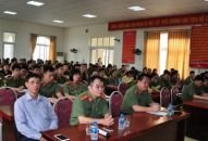 Công an thành phố: Khai giảng lớp bồi dưỡng lý luận chính trị kết nạp Đảng