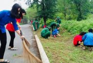 Quận đoàn Đồ Sơn: Ra quân dọn vệ sinh môi trường