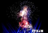 Pháo hoa rực sáng trong đêm Khai mạc Lễ hội Hoa phượng đỏ Hải Phòng