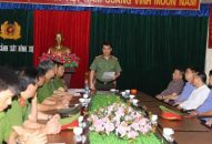 Giám đốc Công an thành phố trao thưởng các đơn vị phá chuyên án 519M