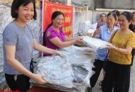 Hội phụ nữ phường Vạn Mỹ (Ngô Quyền): Trao tặng 300 túi vải bảo vệ môi trường cho hội viên