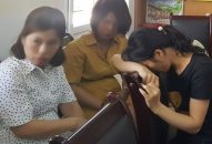 Cô giáo dùng "đòn roi" với hàng loạt học sinh bị buộc thôi việc