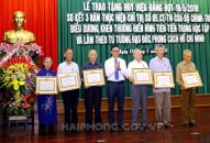 Quận ủy Ngô Quyền biểu dương 20 tập thể, cá nhân điển hình trong thực hiện Chỉ thị 05