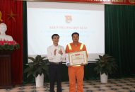 Khen thưởng thanh niên Hải Phòng cứu sống du khách gặp nạn dưới biển Đồ Sơn