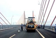 Cao tốc Hạ Long – Hải Phòng: Đã hoàn thiện xong “bù vênh” mặt cầu Bạch Đằng