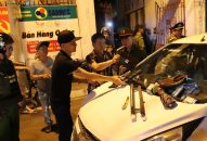 Lập chốt kiểm tra, phòng ngừa vi phạm pháp luật tại Ngã tư Hồ Sen thực hiện Mệnh lệnh số 01 của Giám đốc CATP