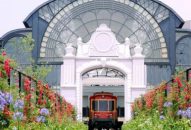 Đi biển cũng vẫn nóng, nhà nhà đổ lên Fansipan “mặc áo khoác”