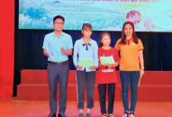 160 suất quà và học bổng trao tặng học sinh nghèo