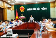 Tập trung giải quyết những vướng mắc để sớm hoàn thành việc thực hiện cải tạo, nâng cấp đường, ngõ trên địa bàn các quận