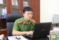 Đội trưởng hết mình vì công việc