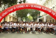 Hơn 1.700 người chạy gây quỹ học bổng cho trẻ em nghèo tại TP. HCM