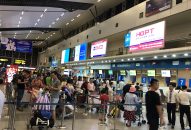 Ngừng khai thác nhiều chuyến bay do ảnh hưởng bão số 2