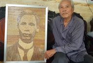 80 tuổi làm tranh về Bác Hồ từ những chất liệu độc đáo