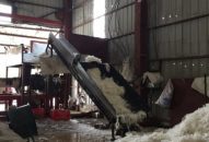 Về việc người dân quây bạt trước cổng nhà máy gây ô nhiễm môi trường tại Lê Thiện (An Dương): Người dân ngừng phong tỏa nhà máy, doanh nghiệp cam kết di chuyển dây chuyền nhà máy