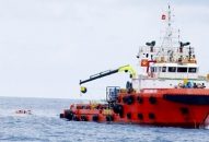 Dùng thiết bị siêu vi tìm kiếm 9 ngư dân mất tích trên biển