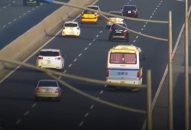 Ngang nhiên dừng xe khách giữa cao tốc, tài xế nhận “cái kết đắng”