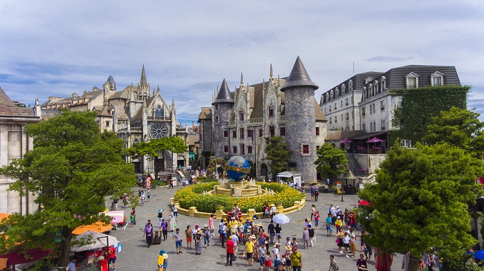 Làng Pháp- Sun World Ba Na Hills